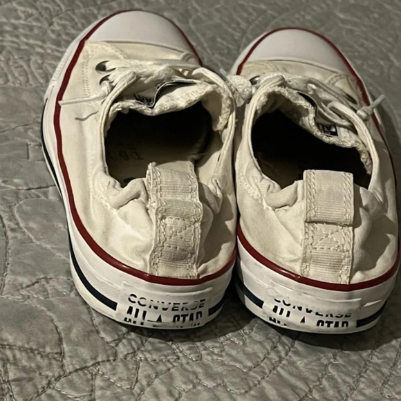 ❇️Womens CONVERSE 2 for $22❇️ - Picture 4 of 8